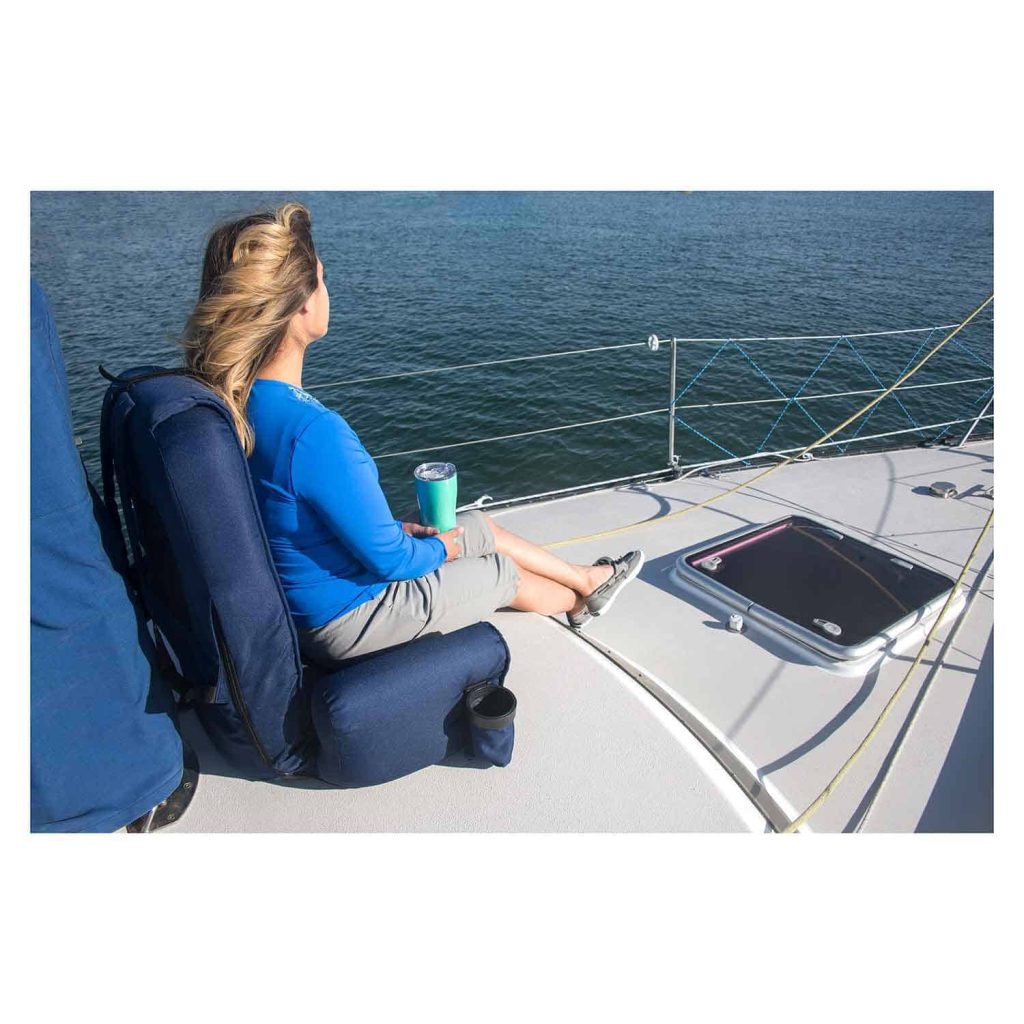 WEST MARINE High-Back Portable Seat with Armrests & Pockets, UV-Resistant, Water-Repellent Fabric - Image 2
