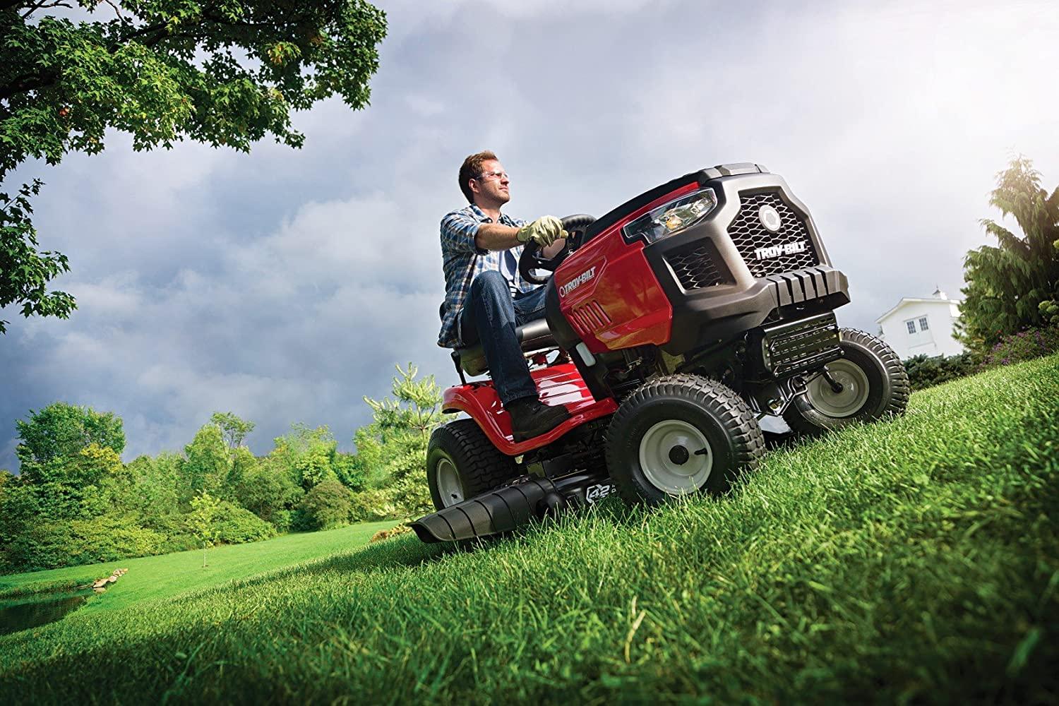 Hydrostatic 42-Inch 547cc Lawn Riding Mower - Image 8