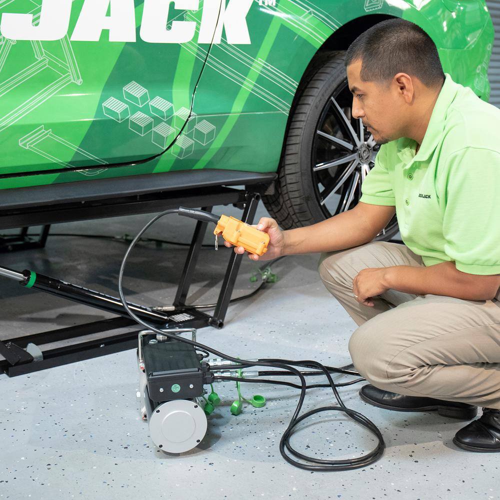 QuickJack 7000TL Portable Car Lift for Trucks & SUVs, 7000 lbs Capacity - Image 5