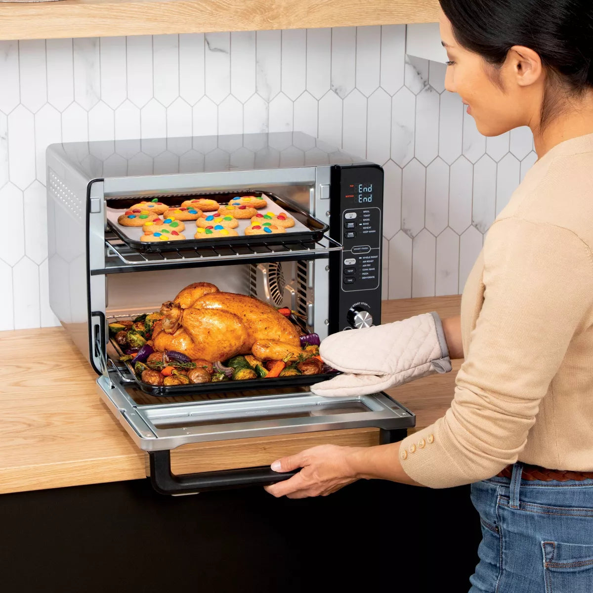 12-in-1 Double Oven with FlexDoor, FlavorSeal Smart Finish, Rapid Top Oven, Convection and Air Fry Bottom Oven DCT401 - Image 13