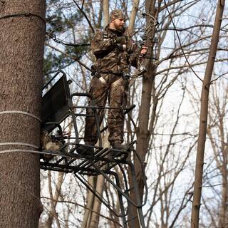 EDGE Lockdown 21 ft. 2-Man Ladder Treestand LD202E - Image 2