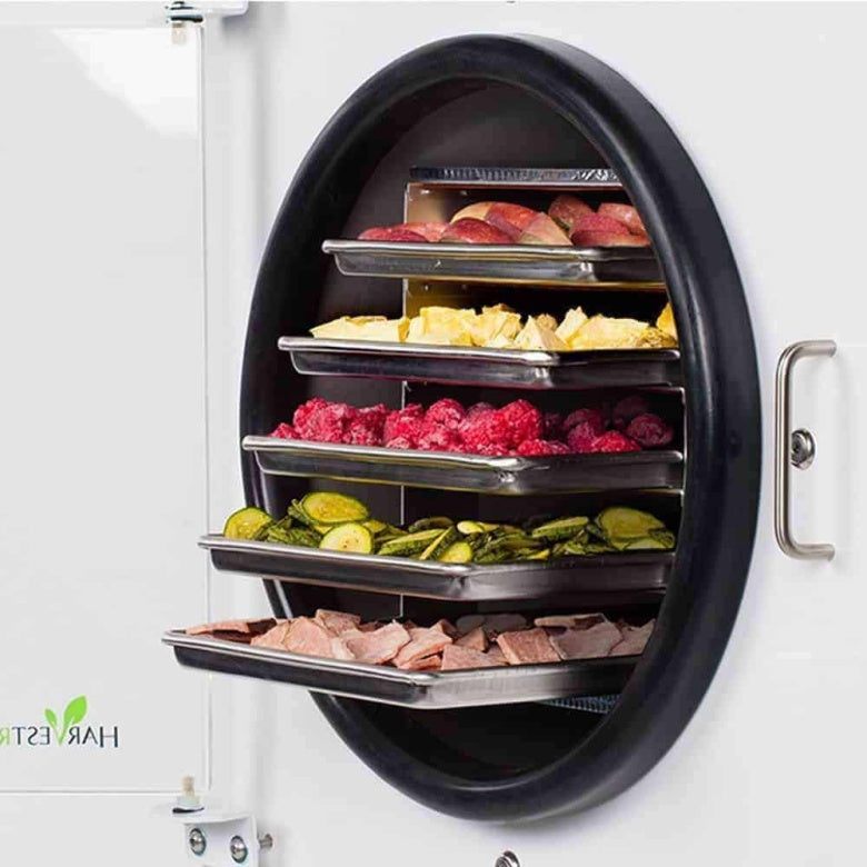Harvest Right Medium Freeze Dryer with Mylar Starter Kit - Image 5
